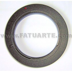 Reverse ring for 52mm lens to Olympus 4/3