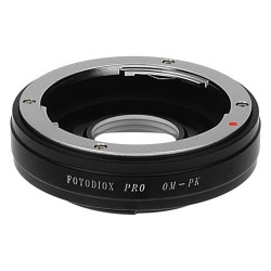 Adaptador Fotodiox Pro de objetivos Olympus-OM para Pentax-K